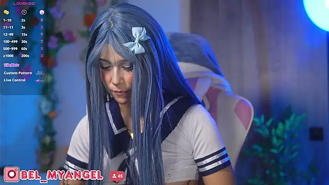 Bella-Franco online show from 30, 10, 2025