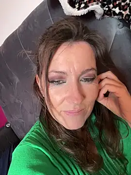 Lwhite1 online show from 16, 3, 2026