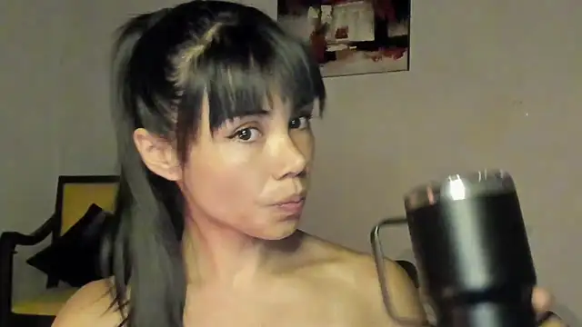 AnaHenao online show from 4, 3, 2026