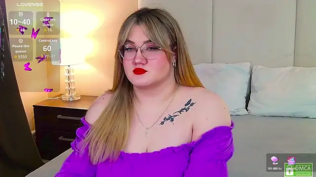 Nancy Mooree online show from 22, 9, 2025