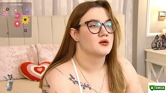 Snapshot of Nancy_Mooree chatting on 13, 7, 2026 Nancy Mooree online show from 13, 7, 2026