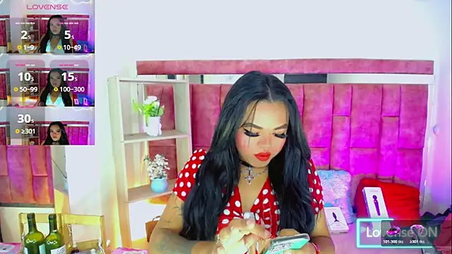 KayleighDreams  online show from 10, 6, 2026