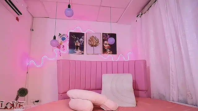 Snapshot of Azul_horney chatting on 31, 1, 2025 Azul horney online show from 31, 1, 2025