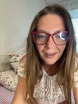 BeatriceTender online show from 11, 7, 2026