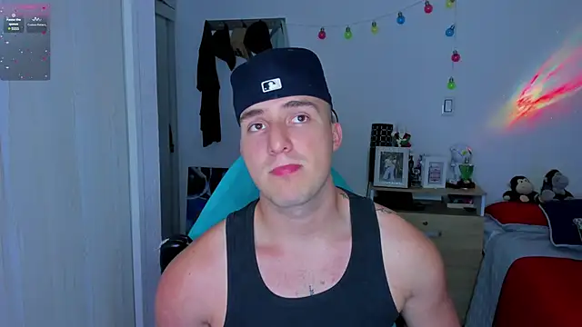 liam oficial02 online show from 24, 1, 2025