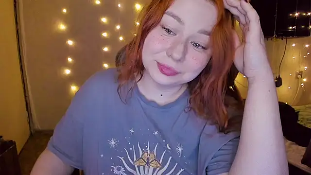 Snapshot of Milafoxxxy chatting on 8, 2, 2025 Milafoxxxy online show from 8, 2, 2025