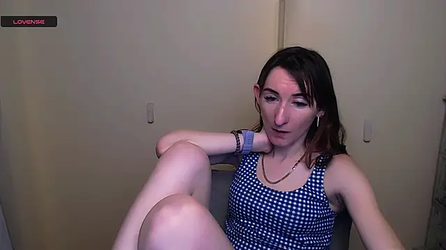 Snapshot of AmandaSell chatting on 24, 2, 2025 AmandaSell online show from 24, 2, 2025