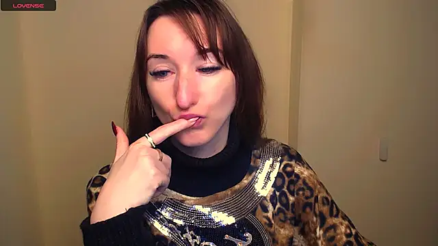 Snapshot of AmandaSell chatting on 2, 3, 2025 AmandaSell online show from 2, 3, 2025