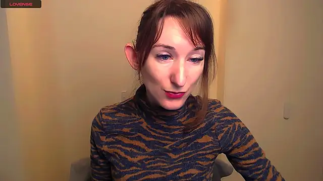 Snapshot of AmandaSell chatting on 6, 3, 2025 AmandaSell online show from 6, 3, 2025