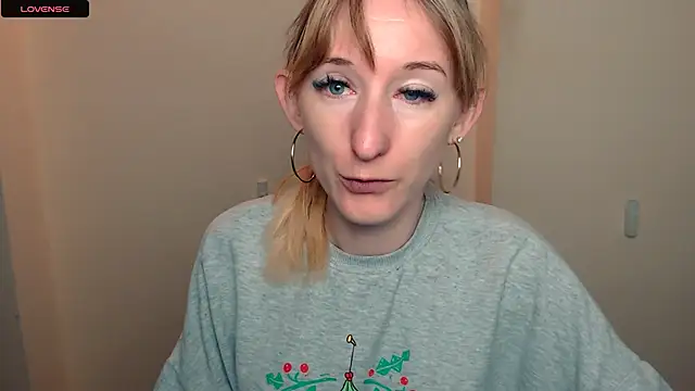 Snapshot of AmandaSell chatting on 15, 9, 2025 AmandaSell online show from 15, 9, 2025