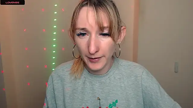 Snapshot of AmandaSell chatting on 16, 9, 2025 AmandaSell online show from 16, 9, 2025