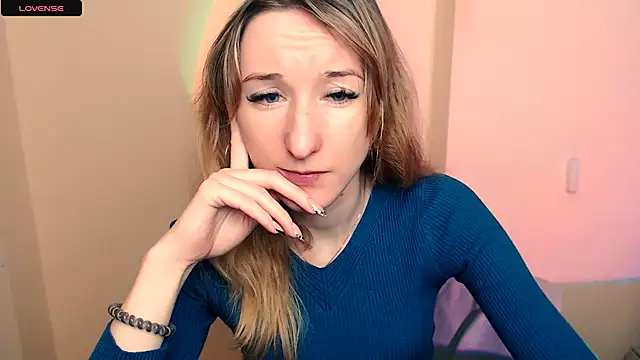 Snapshot of AmandaSell chatting on 6, 11, 2025 AmandaSell online show from 6, 11, 2025