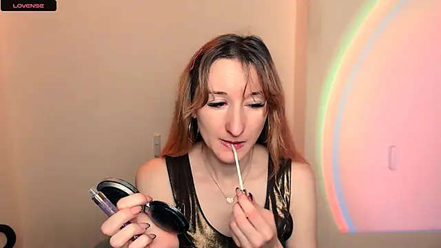 Snapshot of AmandaSell chatting on 9, 11, 2025 AmandaSell online show from 9, 11, 2025