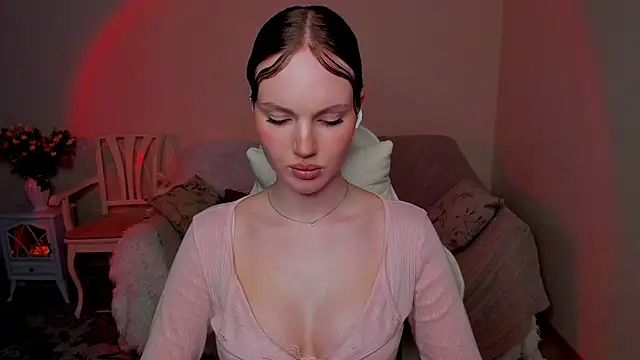 Snapshot of MishkaMe chatting on 28, 4, 2026 MishkaMe online show from 28, 4, 2026