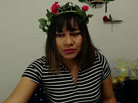 Snapshot of kyomy_222 chatting on 1, 2, 2025 kyomy 222 online show from 1, 2, 2025