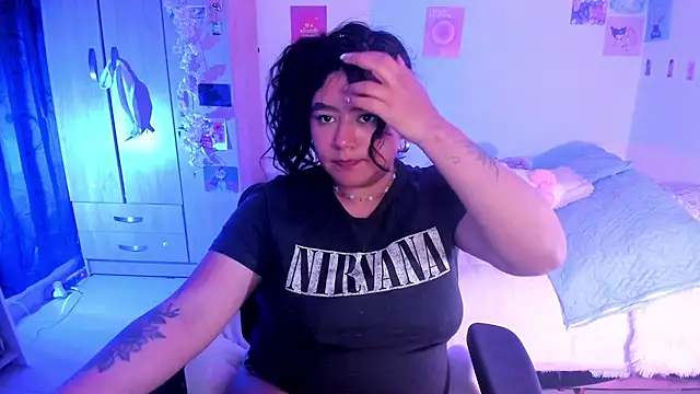 StephaniFox online show from 19, 2, 2025