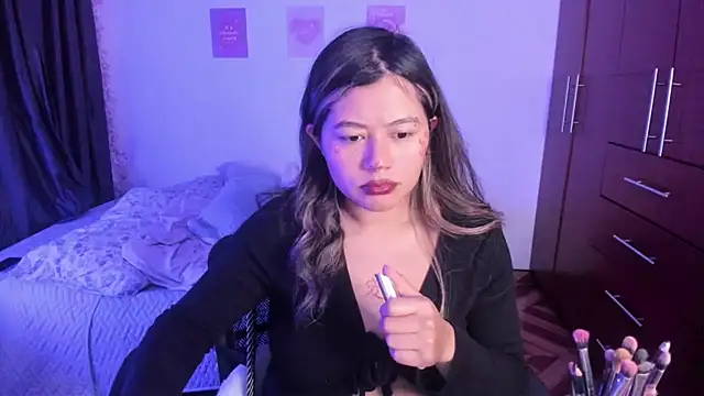 StephaniFox online show from 2, 11, 2025