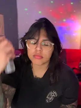 miacanela xo online show from 22, 11, 2025