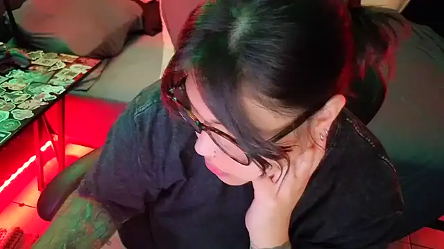 Snapshot of miacanela_xo chatting on 2, 7, 2026 miacanela xo online show from 2, 7, 2026