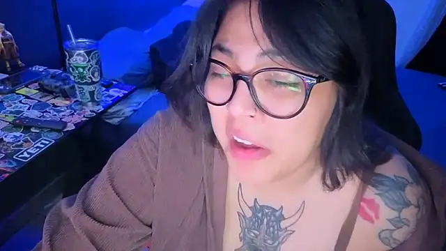 Snapshot of miacanela_xo chatting on 13, 7, 2026 miacanela xo online show from 13, 7, 2026