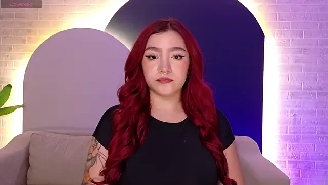 ViolettCastel online show from 6, 3, 2026