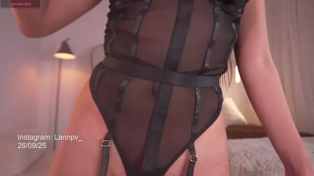 lanie   online show from 26, 9, 2025