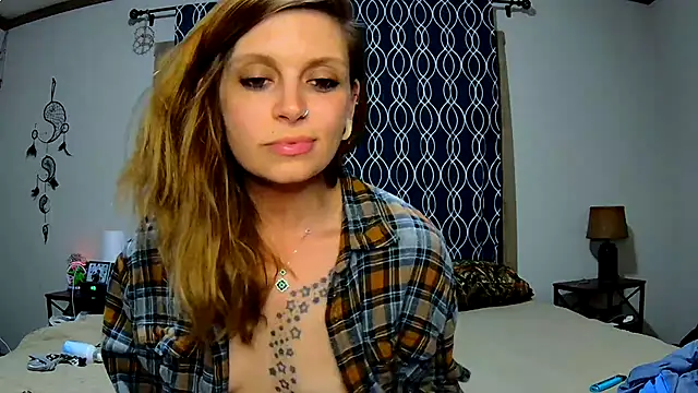 ZeelaXoXo online show from 10, 1, 2025