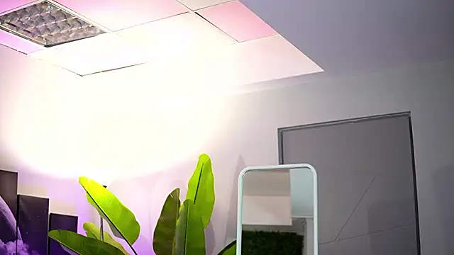 Snapshot of RaquelleVon chatting on 23, 2, 2026 RaquelleVon online show from 23, 2, 2026