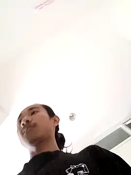 Snapshot of baksreng chatting on 12, 11, 2025 baksreng online show from 12, 11, 2025