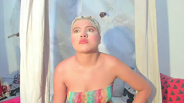 sofiacastillo01 online show from 29, 6, 2026