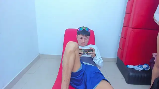 Snapshot of Extreme_Team8 chatting on 25, 4, 2026 Extreme Team8 online show from 25, 4, 2026