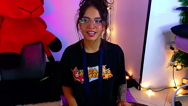 Snapshot of Dann_dan chatting on 19, 12, 2024 Dann dan online show from 19, 12, 2024