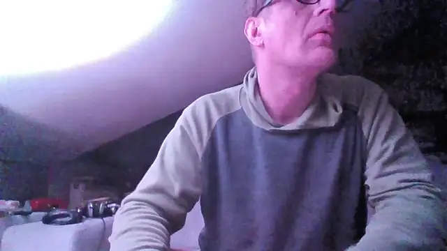 Snapshot of Bigthroaterboy chatting on 26, 10, 2025 Bigthroaterboy online show from 26, 10, 2025