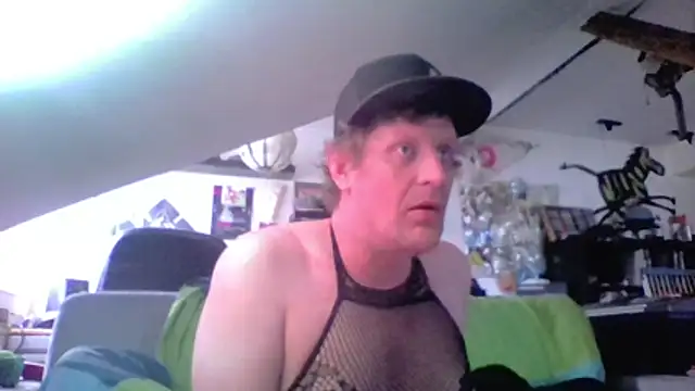 Bigthroaterboy online show from 9, 5, 2026