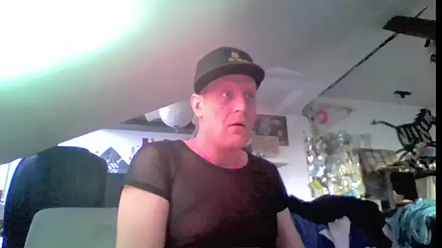 Snapshot of Bigthroaterboy chatting on 3, 6, 2026 Bigthroaterboy online show from 3, 6, 2026