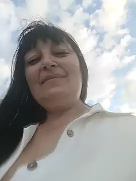 Snapshot of Women-pleasures chatting on 9, 6, 2026 Women-pleasures online show from 9, 6, 2026