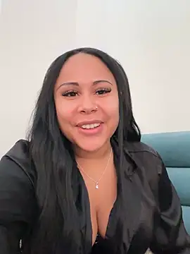 HaileyDiana online show from 15, 2, 2025