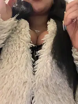 HaileyDiana online show from 12, 3, 2025