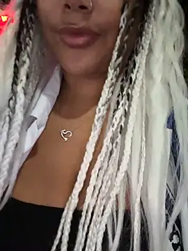 HaileyDiana online show from 10, 9, 2025