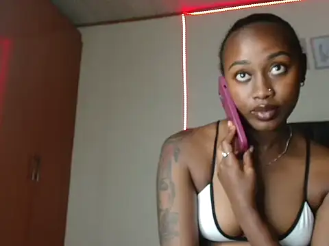 Snapshot of Miss_hot_candy chatting on 7, 1, 2025 Miss hot candy online show from 7, 1, 2025