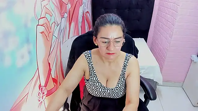 AllysonMilf69 online show from 27, 7, 2026
