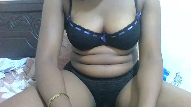 Honeyme24 online show from 6, 7, 2026