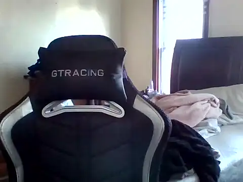 Snapshot of YandereDemon chatting on 27, 12, 2024 YandereDemon online show from 27, 12, 2024