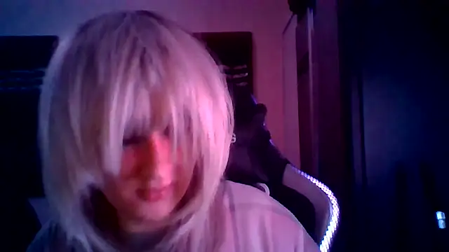 Snapshot of YandereDemon chatting on 29, 12, 2024 YandereDemon online show from 29, 12, 2024