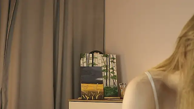 AliceLebel online show from 8, 2, 2026