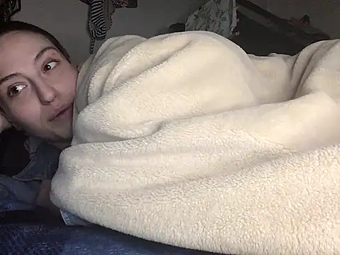 Snapshot of Starving4Cock chatting on 14, 2, 2025 Starving4Cock online show from 14, 2, 2025