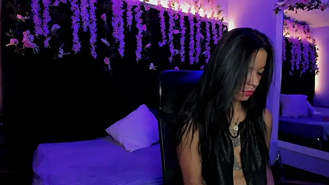 Snapshot of MaddyHudson chatting on 23, 7, 2026 MaddyHudson online show from 23, 7, 2026