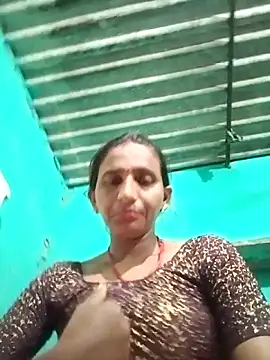 Snapshot of Baby__Shreya chatting on 1, 10, 2025 Baby  Shreya online show from 1, 10, 2025