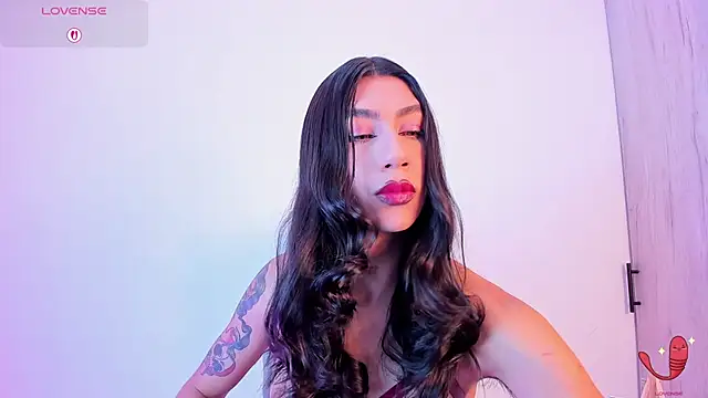 sofiaa grey  online show from 28, 11, 2025