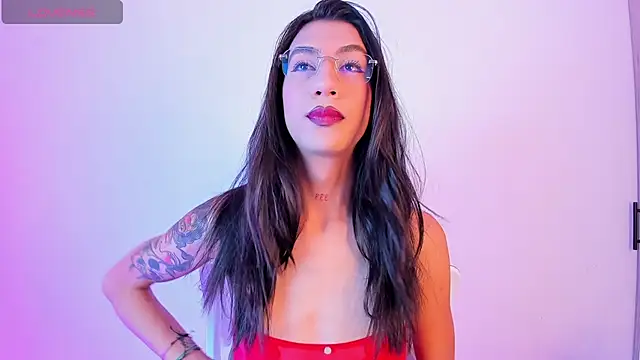 sofiaa grey  online show from 30, 11, 2025